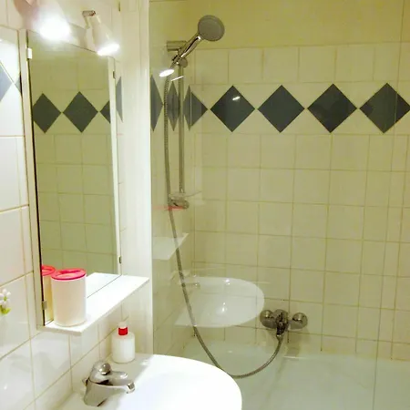 Rue Des Maroquins Apartamento *